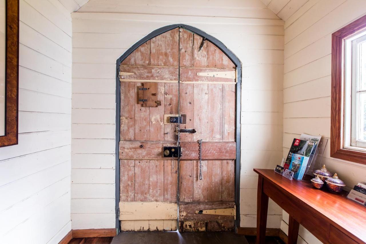 Abbey On Main - Unique Heritage Listed Property Overlooking The Huon River Franklin Екстериор снимка